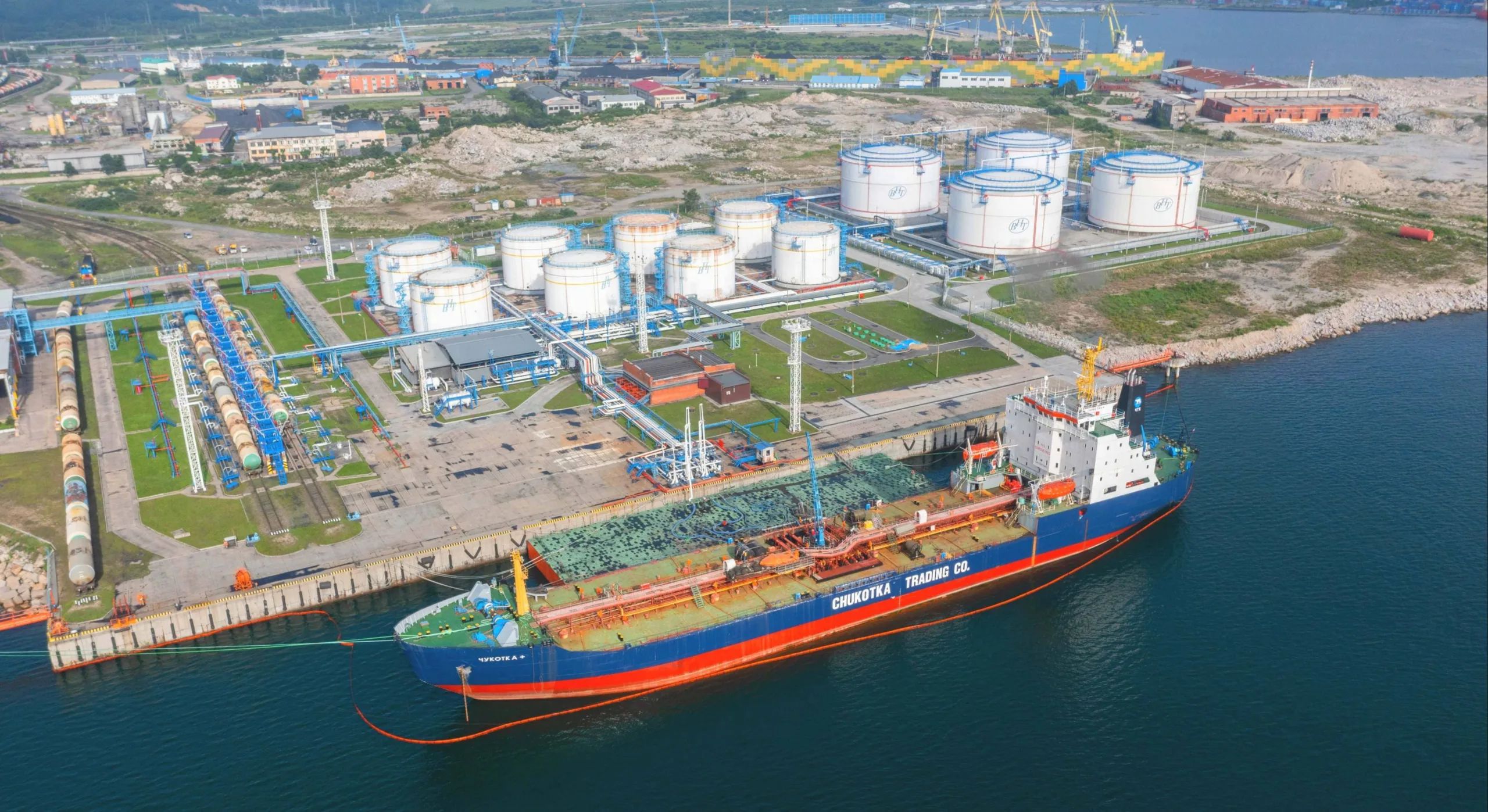 Ucrania denuncia la “flota paralela” de Rusia para eludir sanciones petroleras