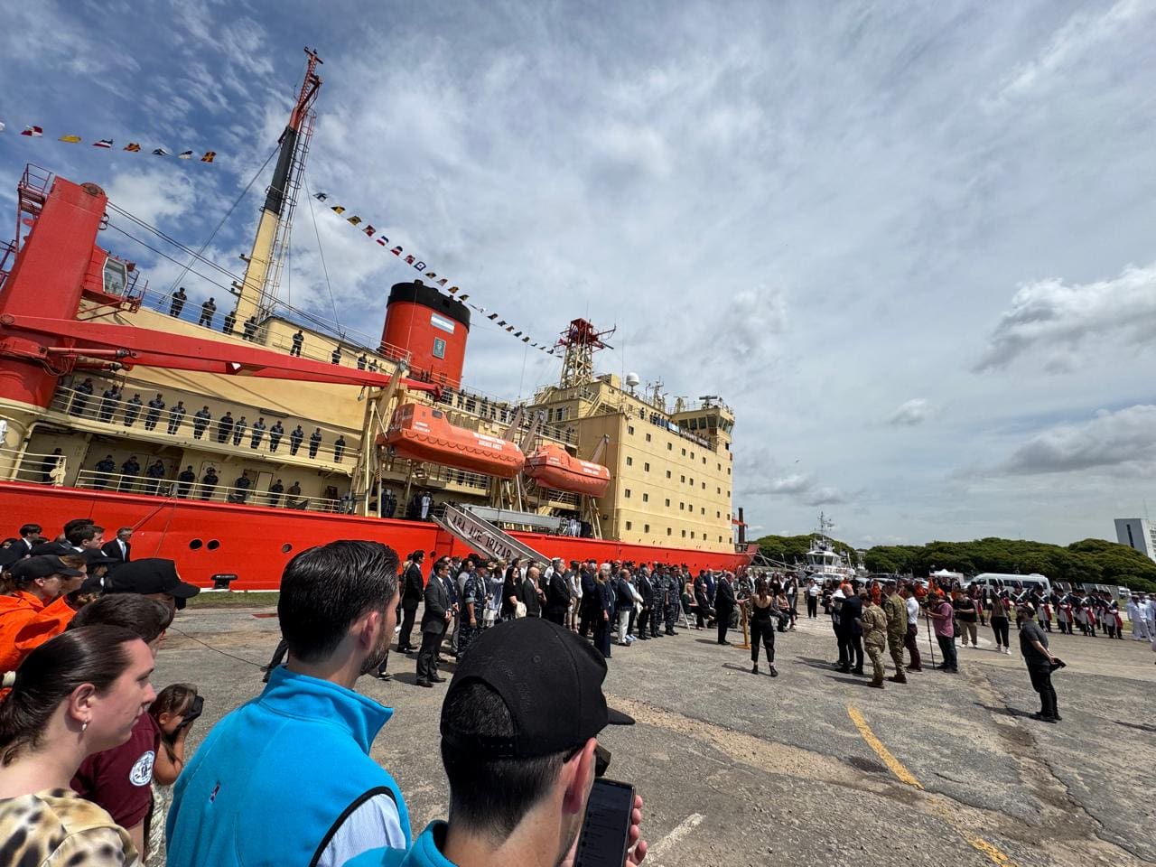 Argentina inicia la Campaña Antártica de Verano 2024/2025