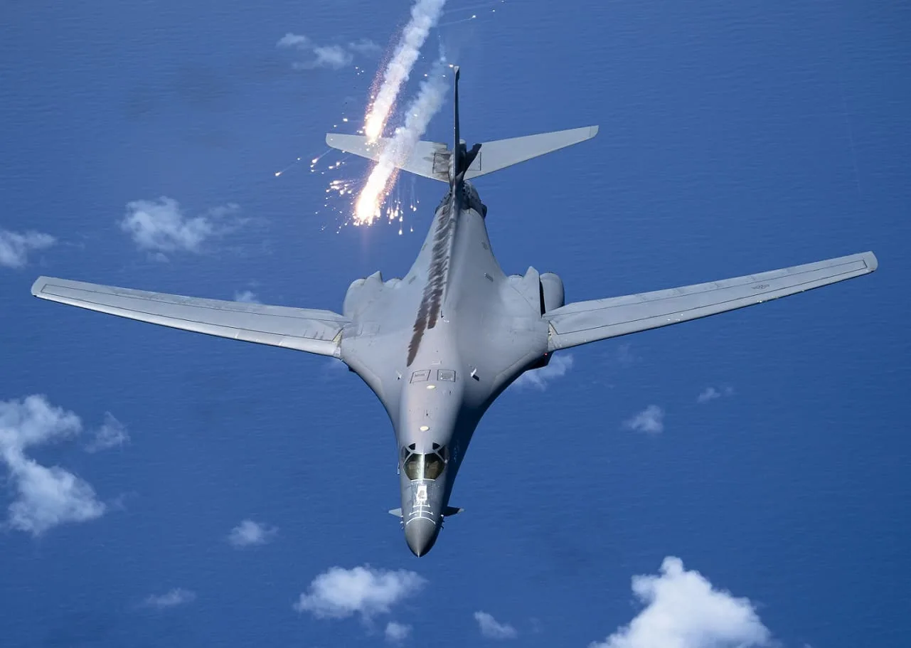 Los bombarderos estratégicos de Rusia y Estados Unidos continúan demostrando su capacidad de proyección de fuerza