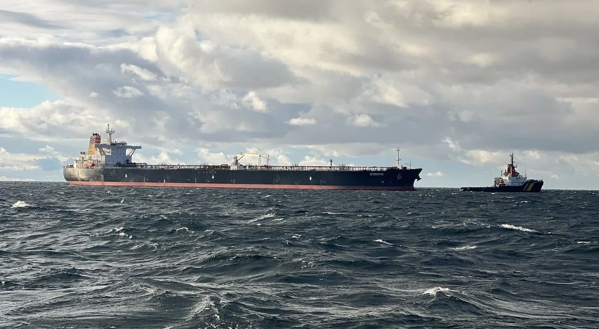 Polonia en alerta ante la presencia de un barco ruso de la “flota fantasma” cerca de un gasoducto del Mar Báltico