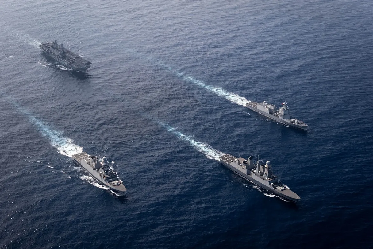 La OTAN despliega buques militares en el Mar Báltico por la amenaza rusa a los cables submarinos