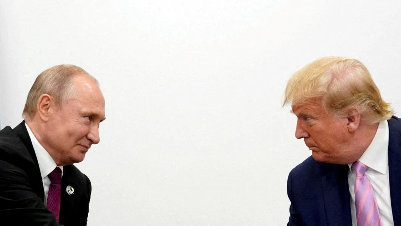Afirman que Estados Unidos y Rusia están discutiendo la presencia de ambos en el Ártico mientras Trump quiere alejar a Putin de Xi Jinping