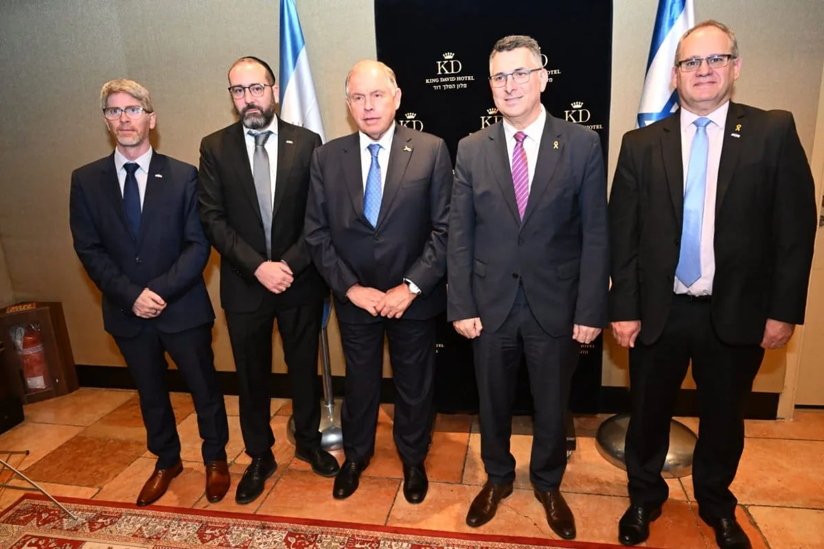 El Canciller de Argentina, Gerardo Werthein, inició su primera visita oficial a Israel