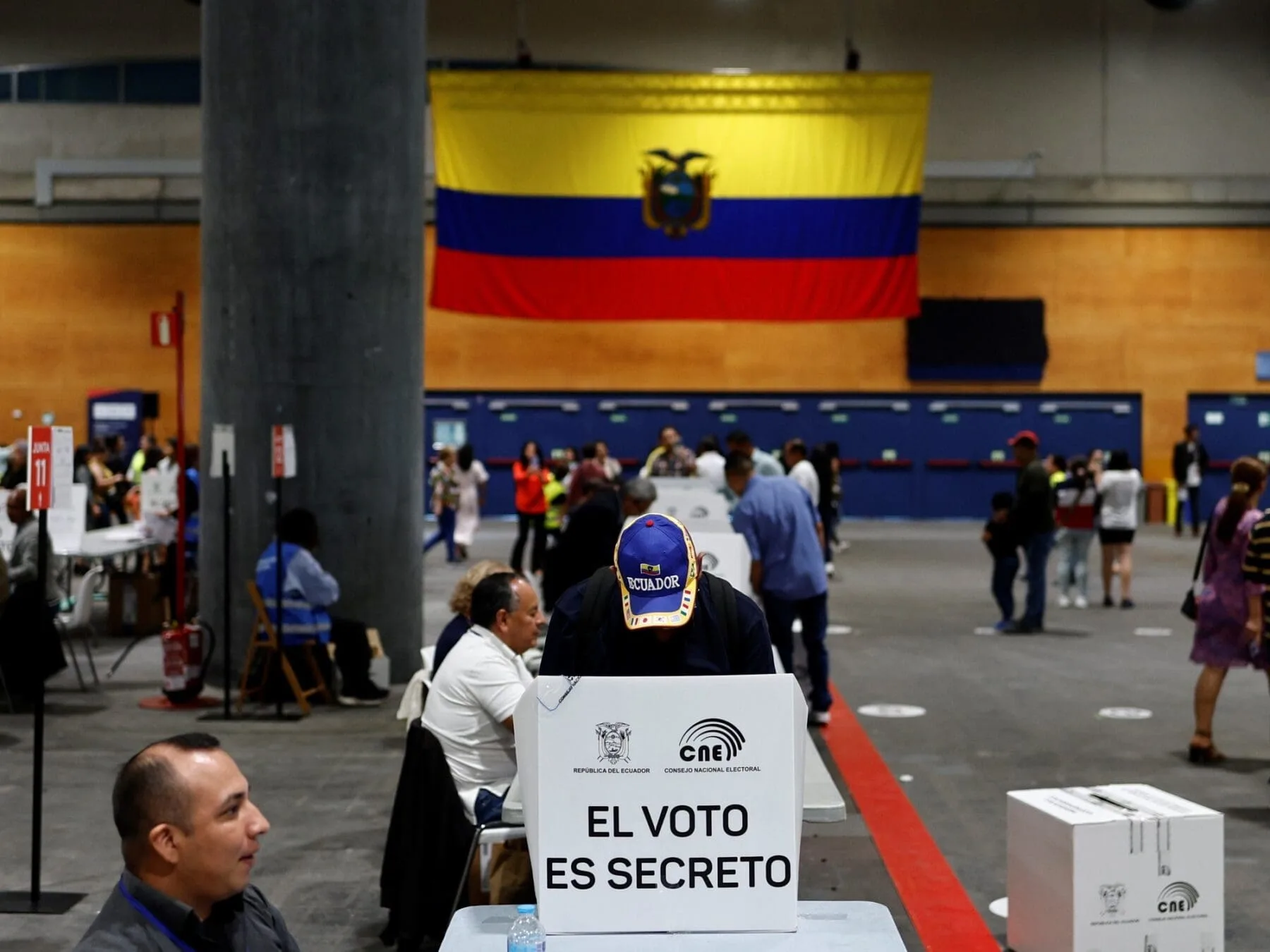 Elecciones en Ecuador 2025: ¿qué se vota y quiénes son los candidatos?
