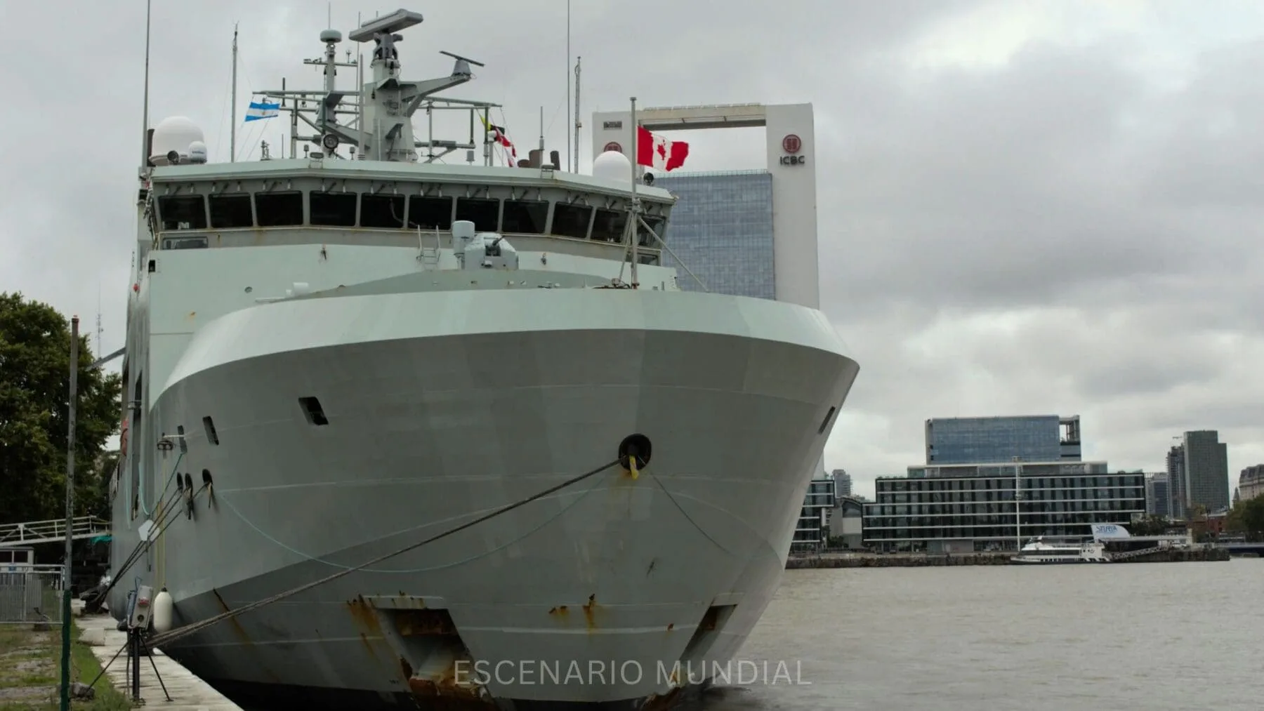 Cobertura – Arriba a la Argentina el buque HMCS Margaret Brooke de la Armada canadiense como parada técnica en su viaje hacia la Antártida