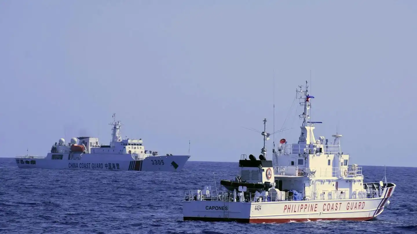 Crece la tensión entre China y Filipinas debido a un cruce entre un helicóptero militar y un avión de patrullaje