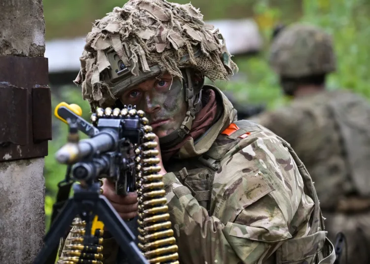 El Reino Unido va a autorizar a su ejército a derribar drones sobre sus bases militares / Crédito: Ejército Británico