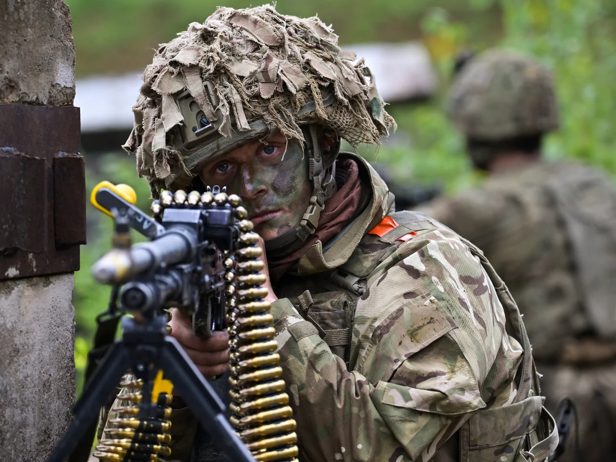 El Primer Ministro del Reino Unido afirma que está listo para desplegar tropas en Ucrania