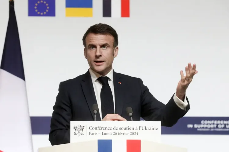Emmanuel Macron en la Conferencia de apoyo a Ucrania (26 de febrero de 2024). Créditos: Stephane Lemouton / Imago