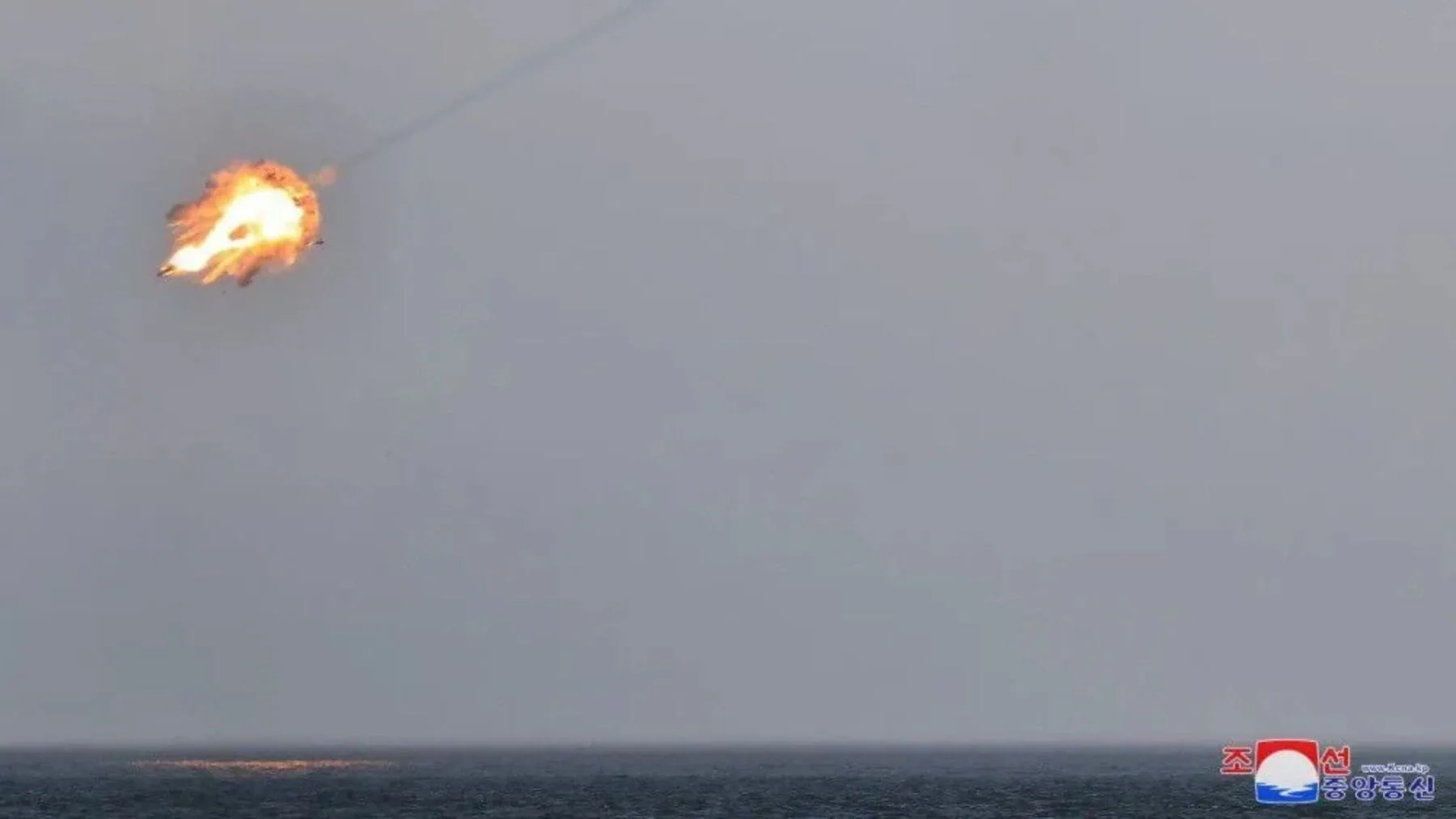 Mientras EE.UU y Corea del Sur realizan ejercicios en la zona, Corea del Norte realiza un nuevo lanzamiento de misiles