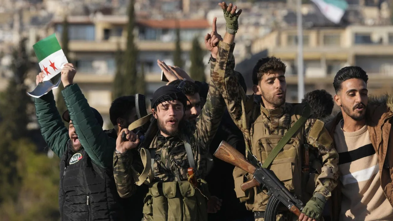 El dilema del retorno sirio ante la caída del antiguo régimen y los nuevos ataques sectarios