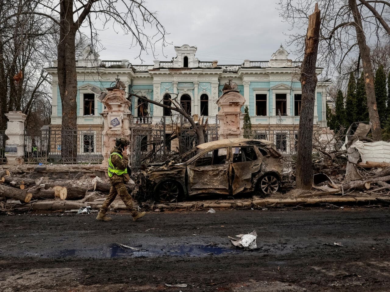 La Unión Europea prepara el 17º paquete de sanciones contra Rusia tras el ataque en Sumi, enfocándose en el sector energético