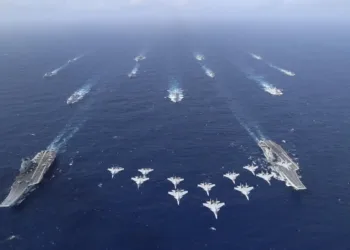 Armada-de-china-formaciones-portaaviones-j-15b