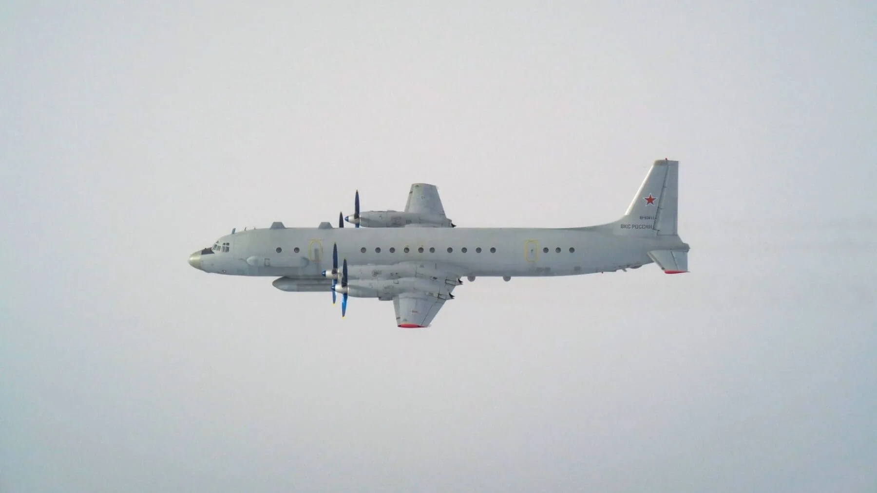 Crece la tensión en el Este de Europa con el despliegue de aviones en la frontera de Rusia