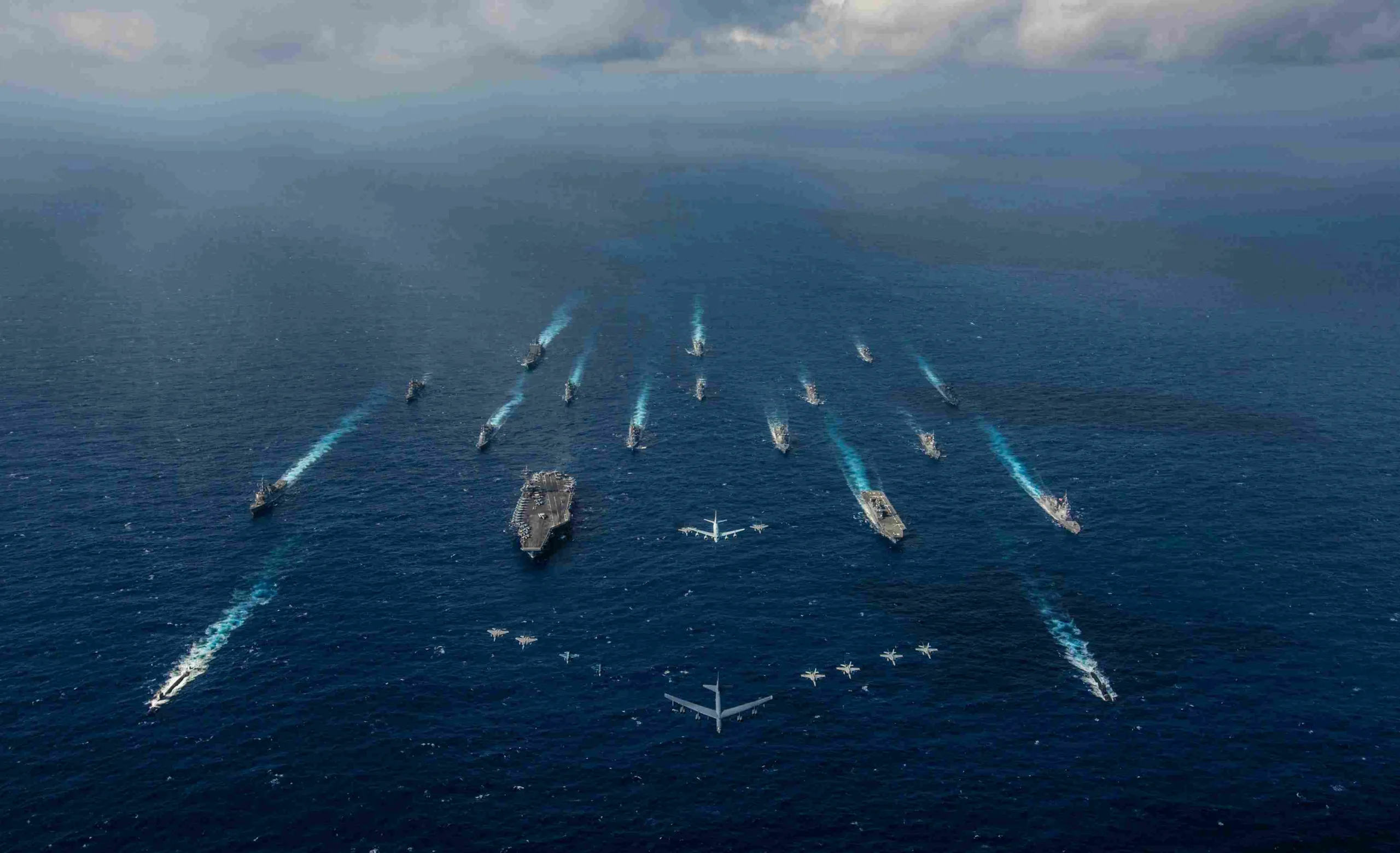 Estados Unidos cambia su postura de defensa, enfocándose en la amenaza de China y el Indo Pacífico