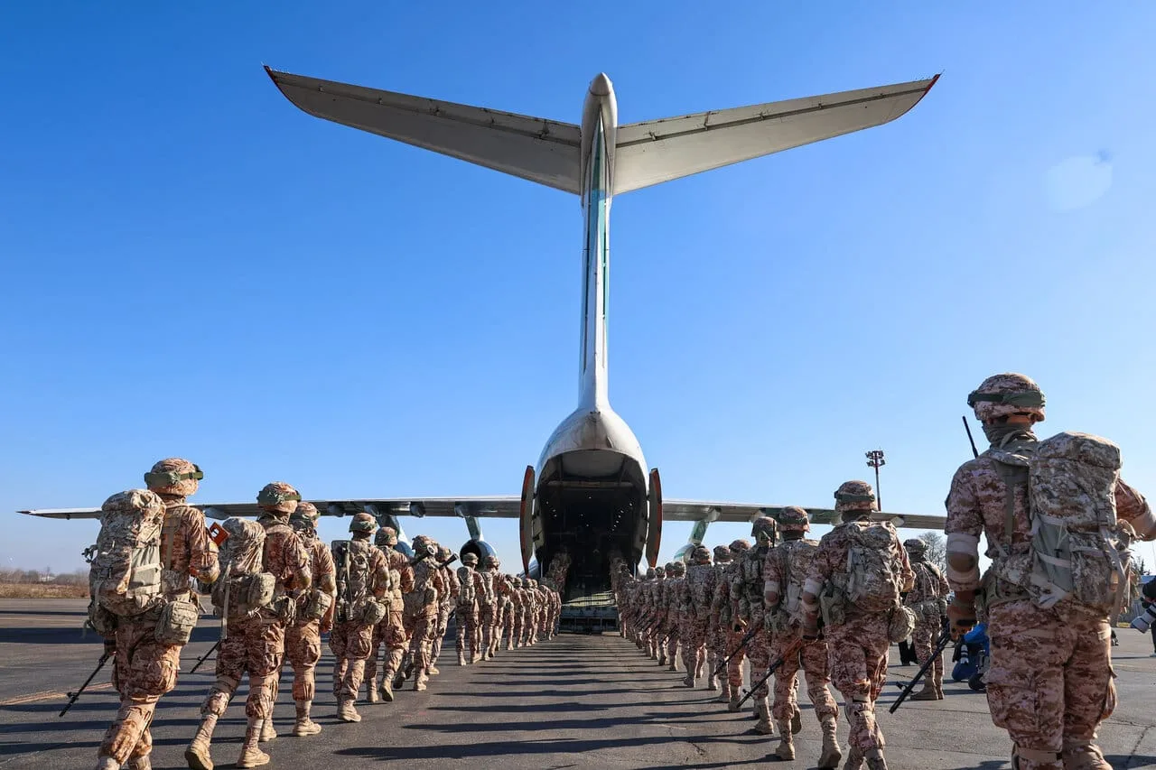 Irán eleva a alerta máxima de sus fuerzas armadas ante amenazas de Estados Unidos y posibles ataques israelíes