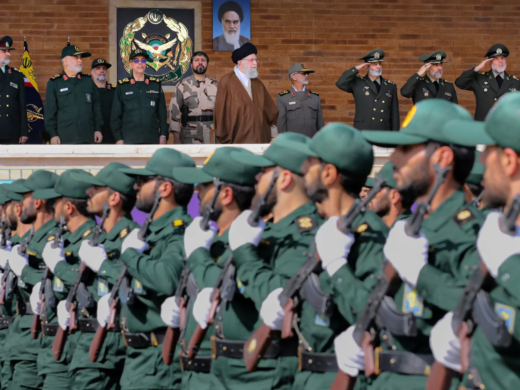 Irán eleva a alerta máxima de sus fuerzas armadas ante amenazas de Estados Unidos y posibles ataques israelíes