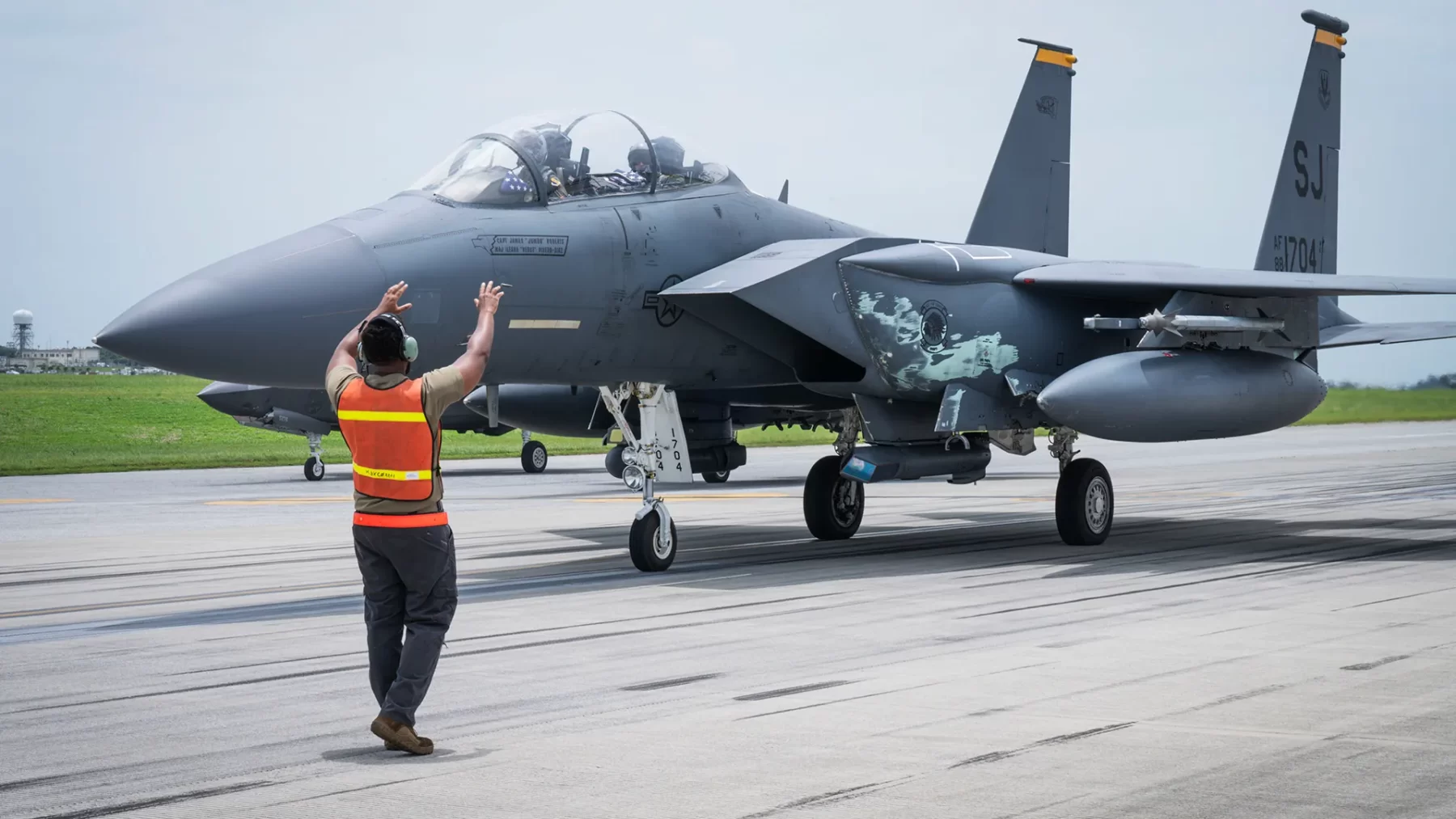 Estados Unidos despliega F-15C en Diego García ante el aumento de tensiones con Irán