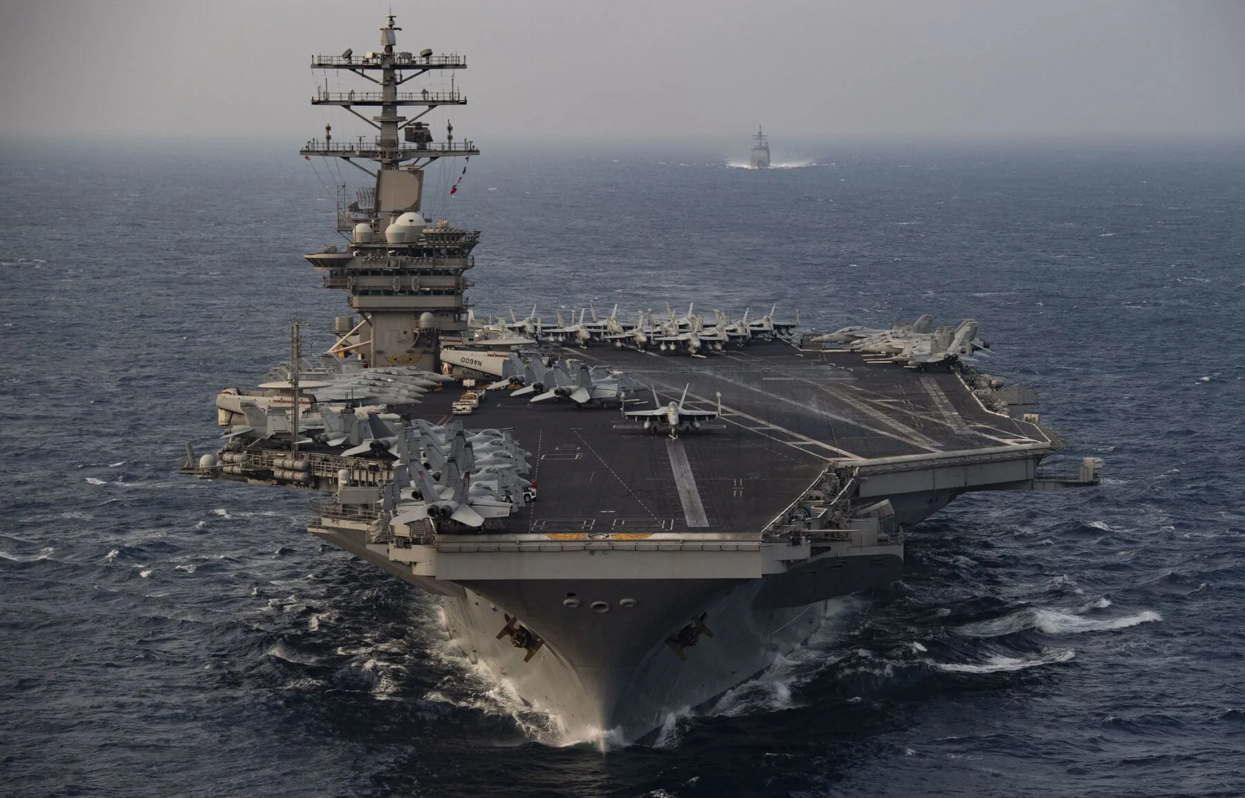 Imágenes satelitales confirman el despliegue del portaaviones USS Nimitz en el Mar de China Meridional en plena tensión territorial