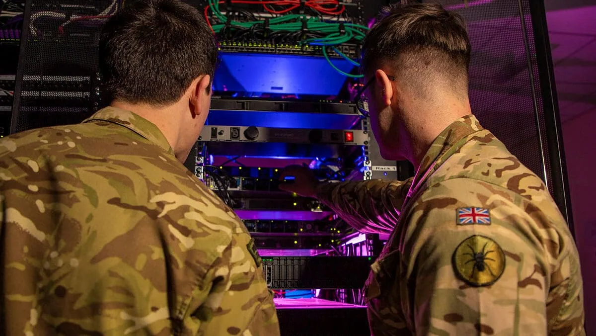 Reino Unido invertirá mil millones de libras en crear un “ejército de hackers” para contrarrestar a Rusia