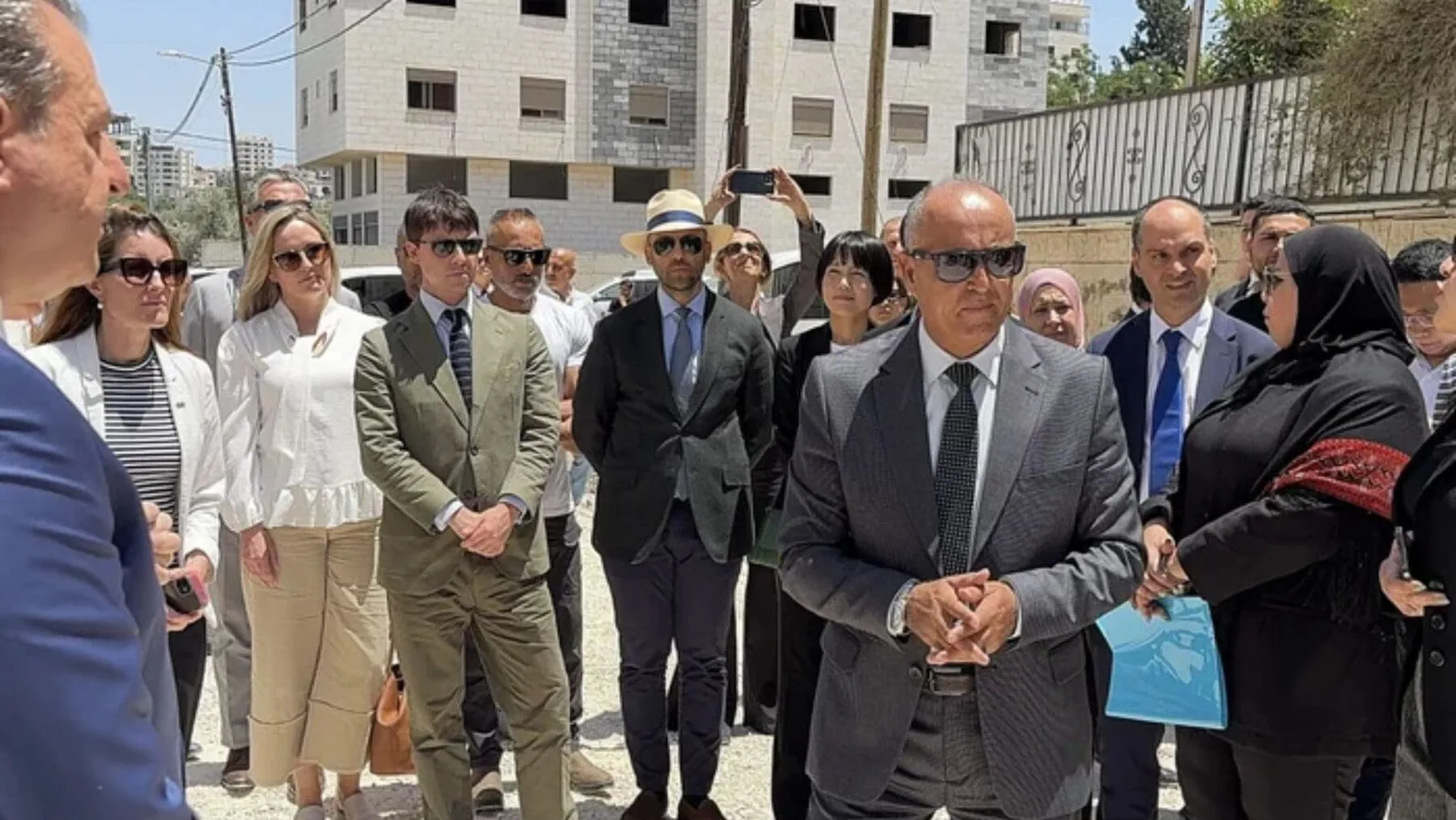 Tensión por disparos de Israel cerca de una misión diplomática visitando Cisjordania