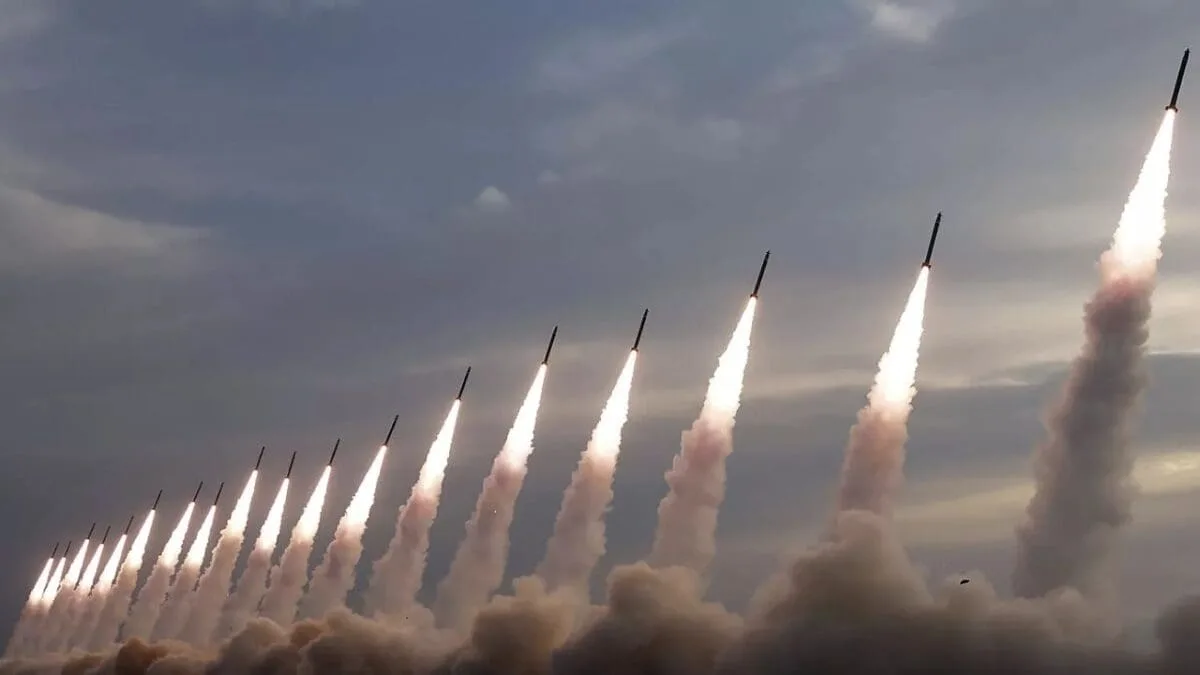 Pakistán ataca bases militares indias tras ofensiva con misiles de India en Cachemira