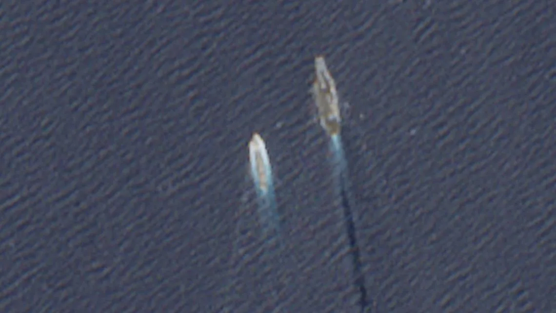 Imágenes satelitales muestran al portaaviones Truman operando en el Mar Rojo mientras se intensifica el conflicto con los hutíes