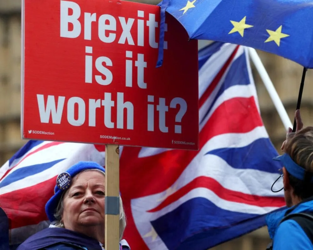 La mayoría de los británicos ve el Brexit como un error y votaría a favor de permanecer en la UE, revela encuesta