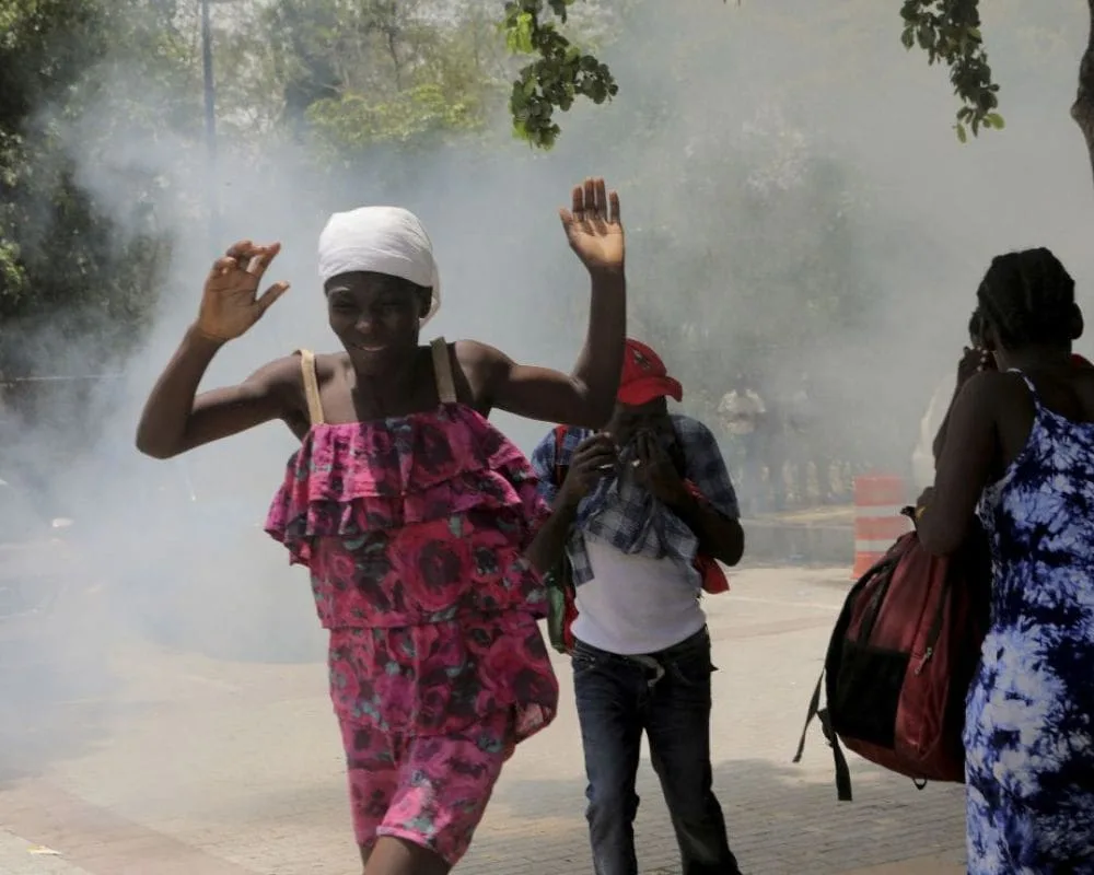 EE.UU. emite alerta urgente y pide evacuar Haití por el avance de las pandillas
