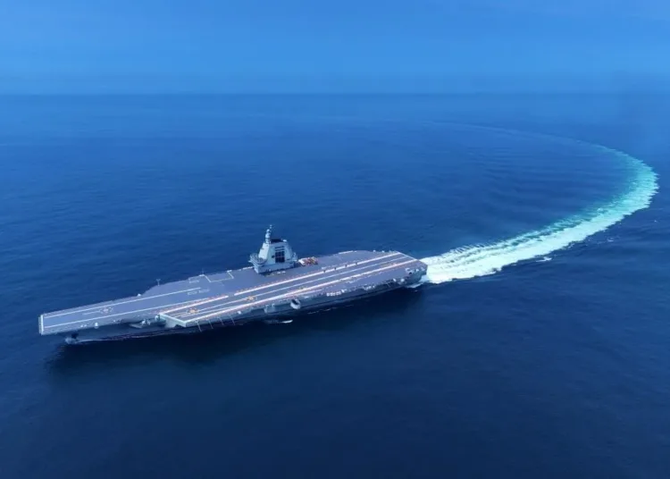 El portaviones chino Fujian, el más moderno de la Armada china, ya está en servicio / Crédito: Armada de China
