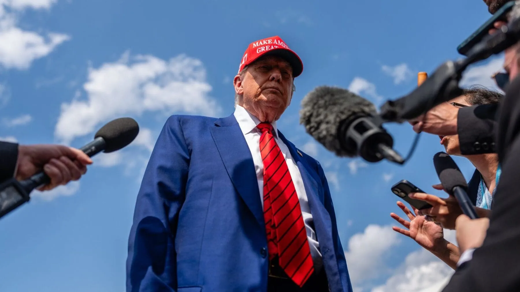 El giro inesperado de la política exterior de Trump – China podrá comprar petróleo de Irán pese a las sanciones estadounidenses