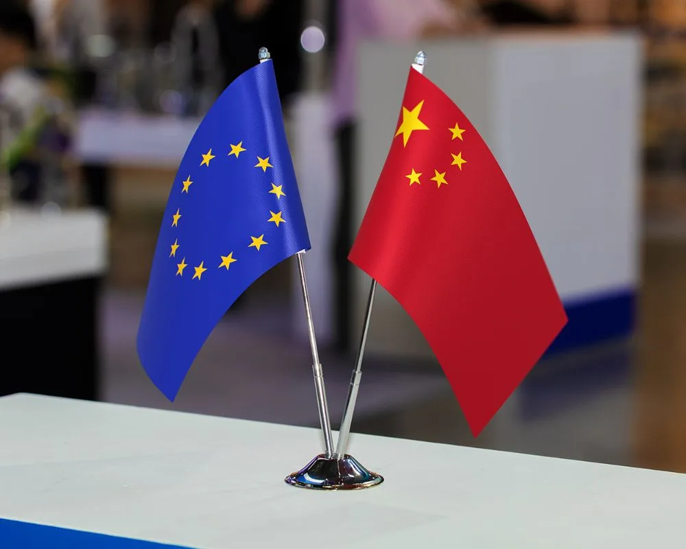 La metamorfosis de la estrategia de Europa hacia China entre rivalidad y de-risking