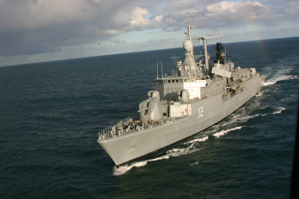 El Reino Unido afirma que no levantará el embargo a las Fuerzas Armadas argentinas, a pesar de las reuniones secretas