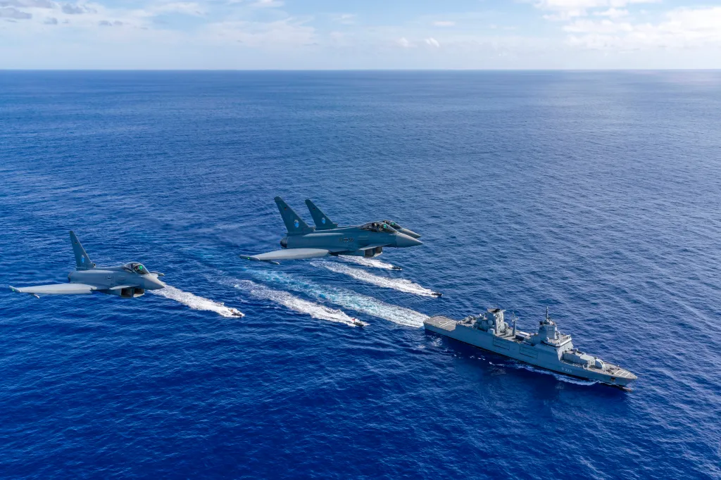 Alemania denuncia al Ejército de China por apuntar con láser a un avión militar