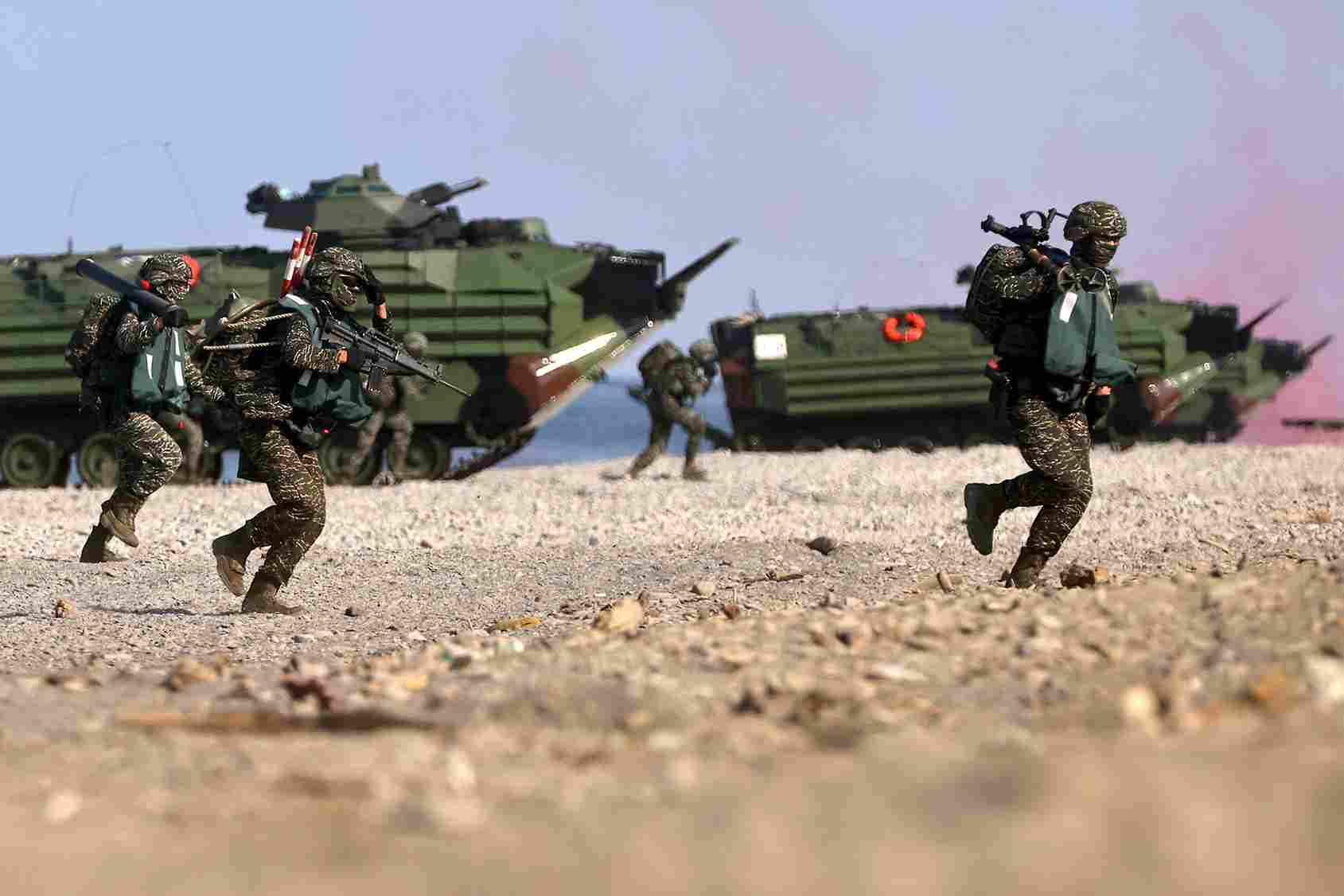 Taiwán lanza sus ejercicios militares más grandes ante crecientes amenazas de China