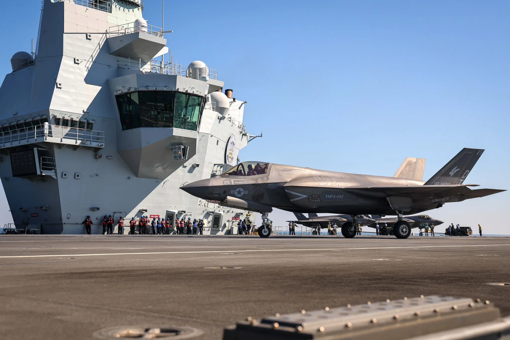 Portaaviones de EE.UU. y Reino Unido realizan ejercicios militares en el Indo-Pacífico en medio de tensiones con China