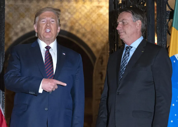 Donald Trump trató de ayudar a su antiguo aliado con sanciones a Brasil, pero las retrotrajo luego de su acercamiento con Lula / Créditos: archivo