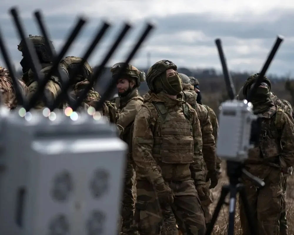 Ucrania enfrenta caos en la guerra electrónica con drones durante el conflicto con Rusia