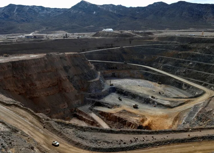 Vista de la mina a cielo abierto de tierras raras de MP Materials en Mountain Pass, California, Estados Unidos, el 30 de enero de 2020. Créditos: Reuters/Steve Marcus