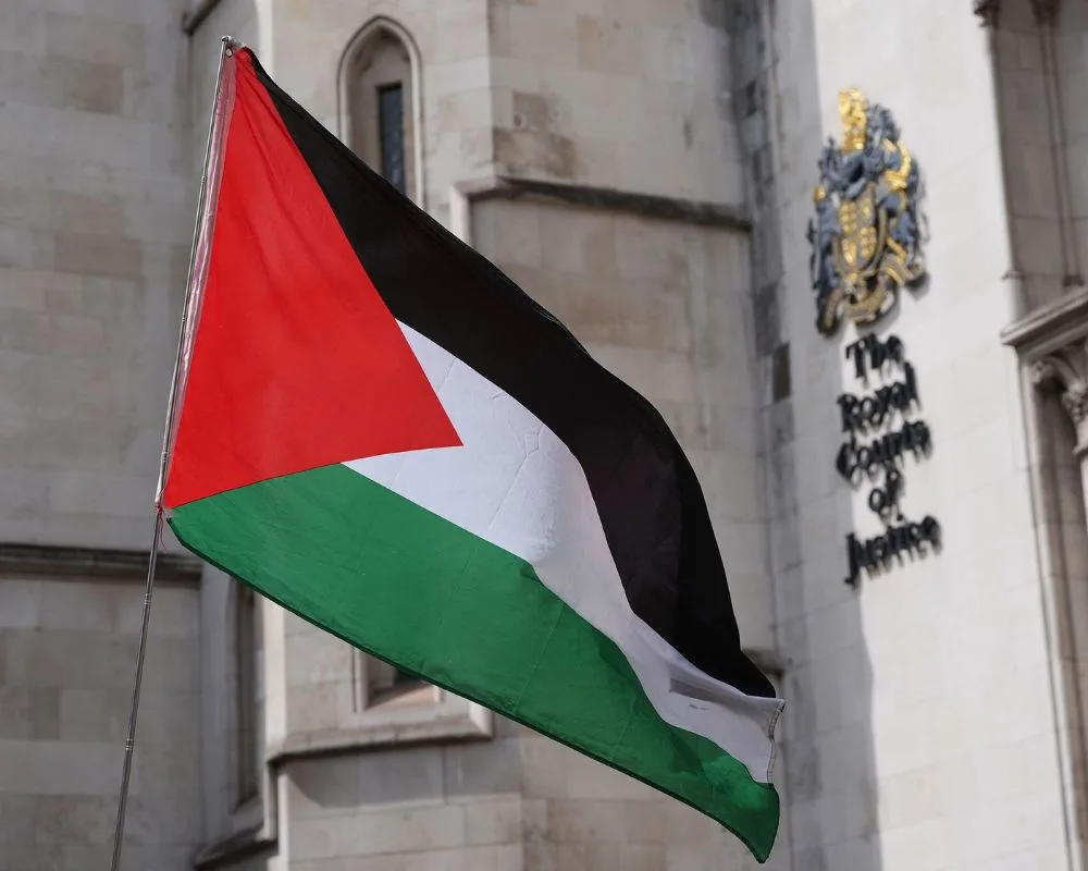 Encuesta revela división en Reino Unido sobre el reconocimiento del Estado palestino