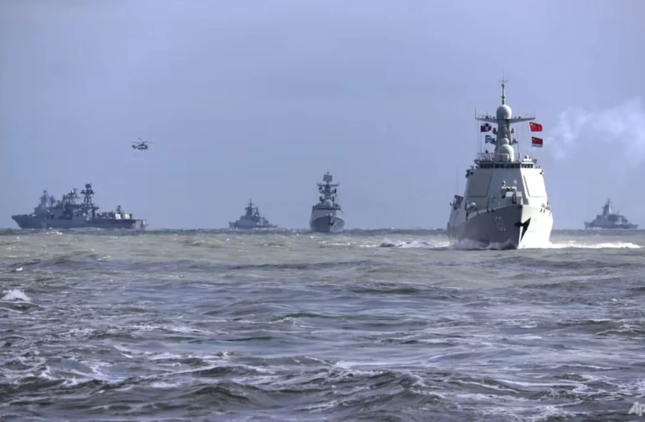 Rusia y China realizan ejercicios militares con fuego real y submarinos en el Mar de Japón ante crecientes tensiones regionales