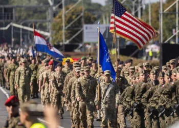 Estados Unidos desarrolló un mecanismo para que el financiamiento de la OTAN pueda utilizarse para comprar armamento nuevo para Ucrania / Créditos: Scanpix/AFP/Wojtek  Radwanski