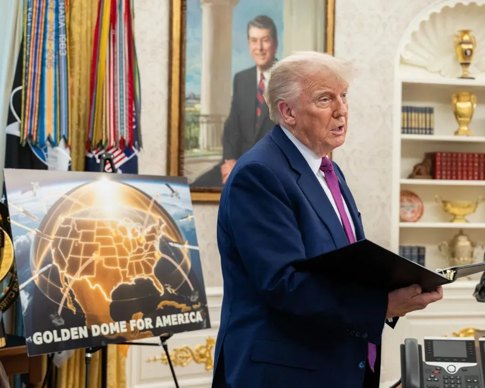 Trump reformula el Pentágono con recortes al presupuesto de defensa y un escudo de misiles