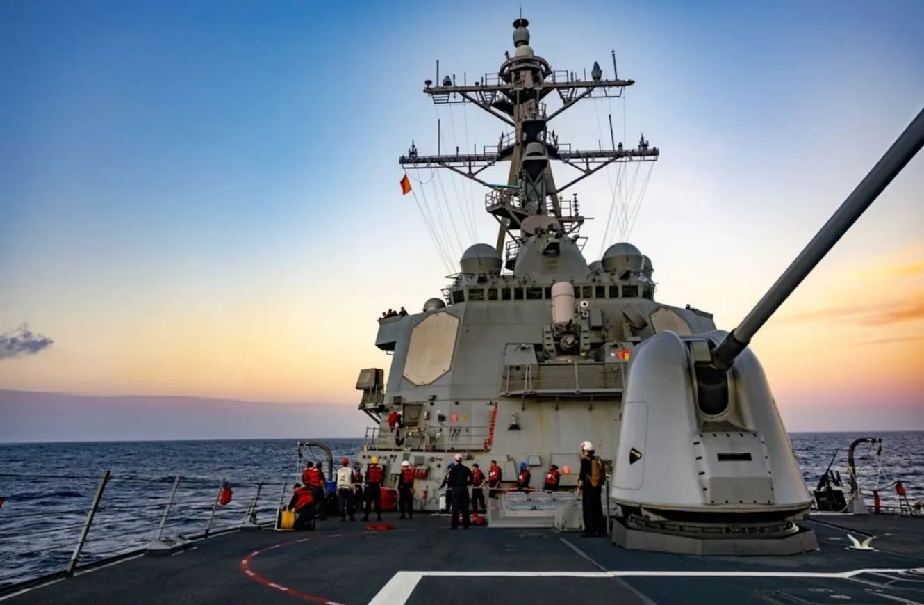 Crece la tensión en el Mar de China Meridional después de que la Armada de China interceptara al destructor estadounidense USS Higgins