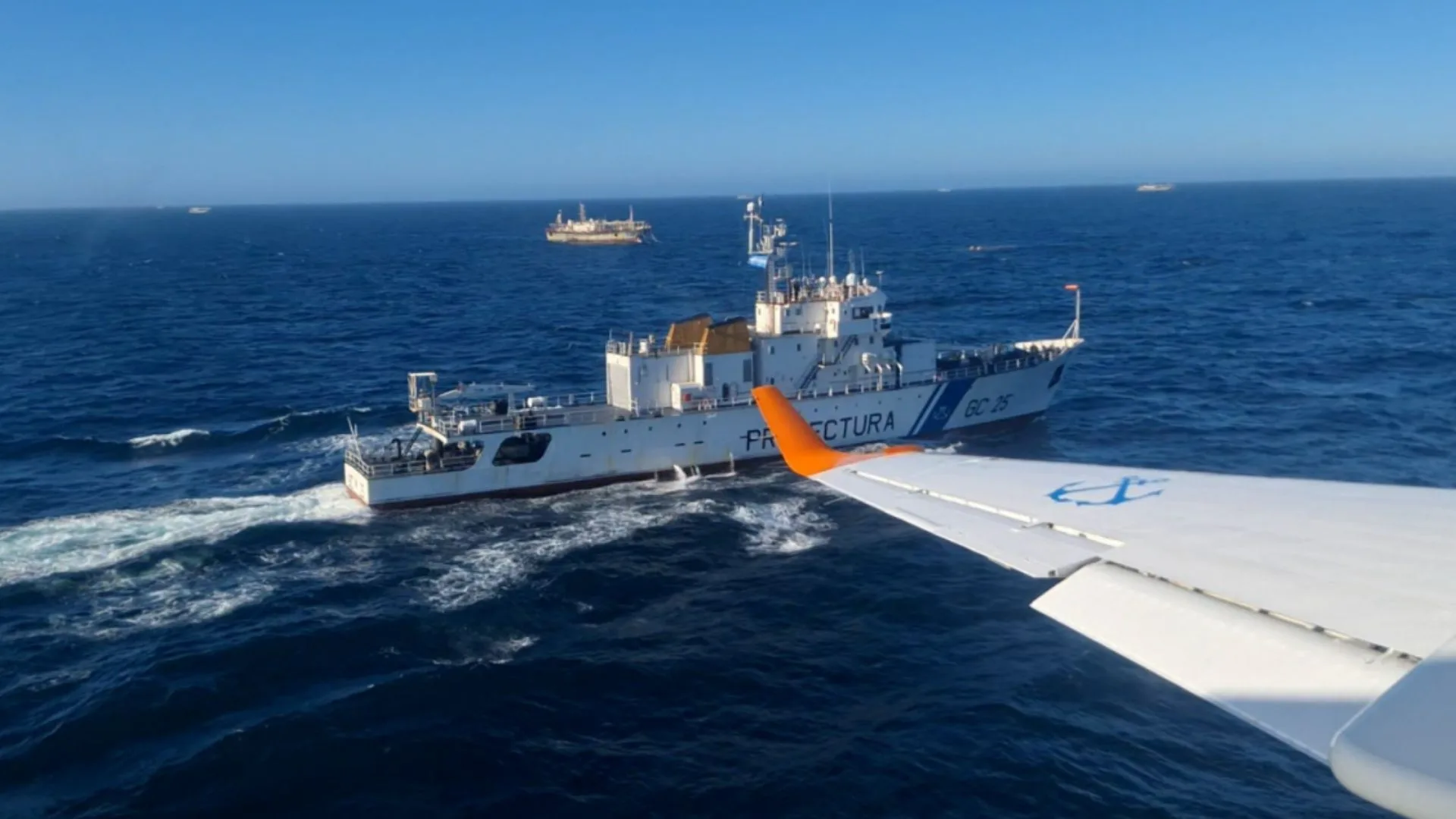 Argentina se suma al acuerdo global contra la pesca ilegal impulsado por la OMC para reforzar su presencia en la milla 201