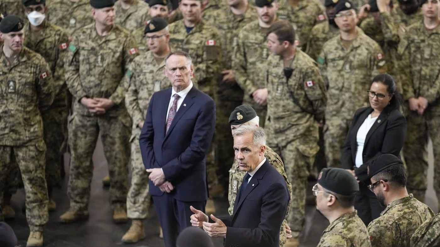 Carney anuncia el mayor aumento salarial militar en Canadá desde 1998 y se acerca al objetivo de la OTAN