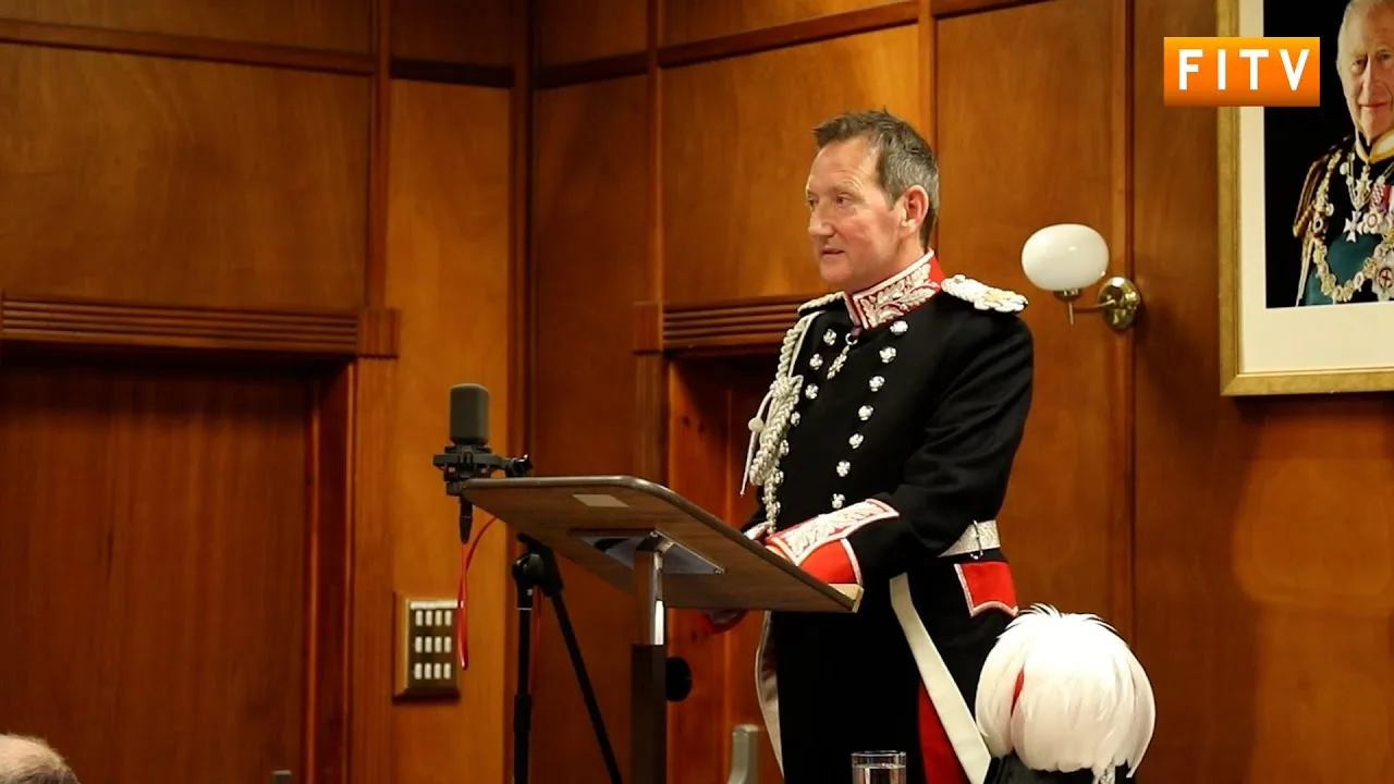 El nuevo gobernador del enclave administrativo del Reino Unido en las Islas Malvinas prometió “defender” en medio del aumento de la militarización y ejercicios militares