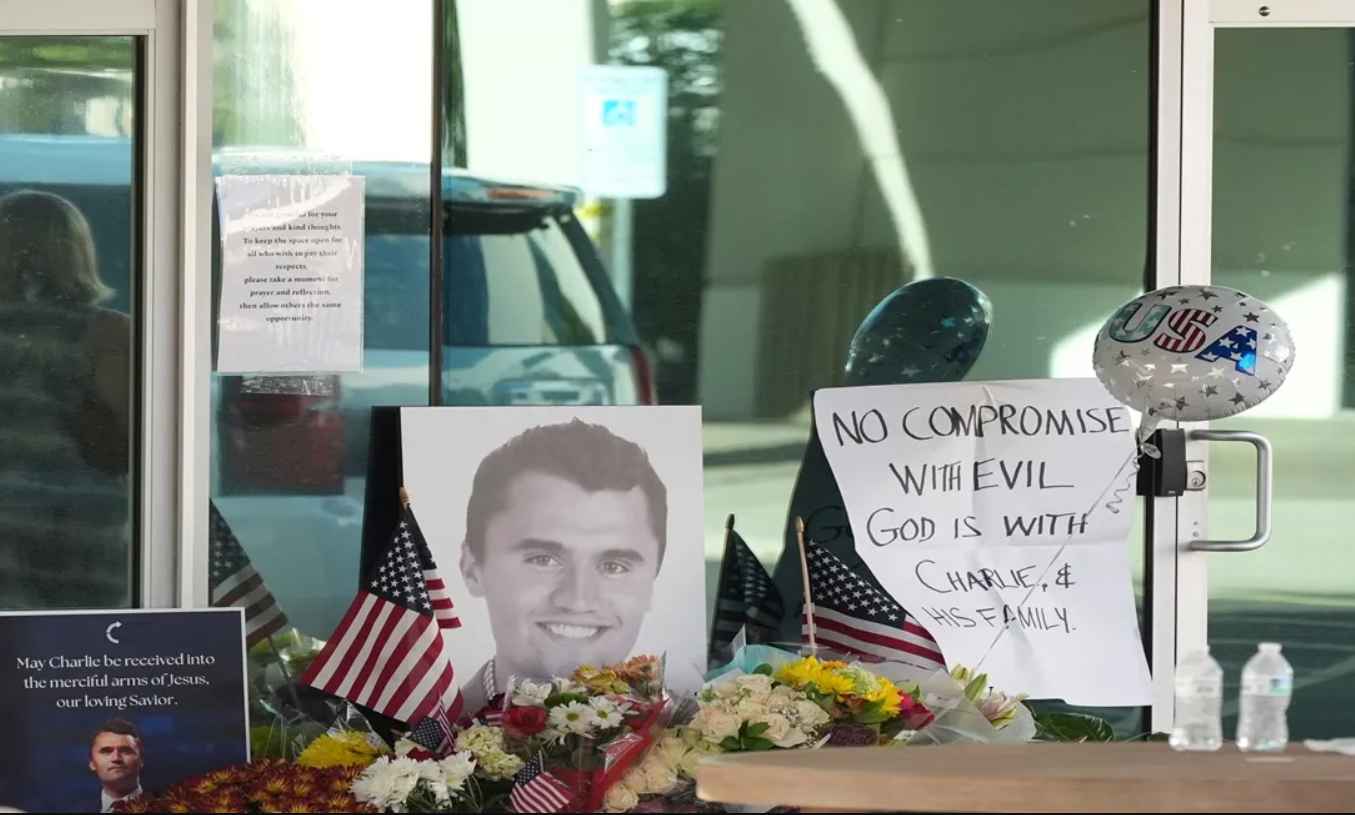 Una campaña de desinformación chino-rusa y videos del asesino misterioso: todo lo que se sabe hasta ahora del asesinato de Charlie Kirk