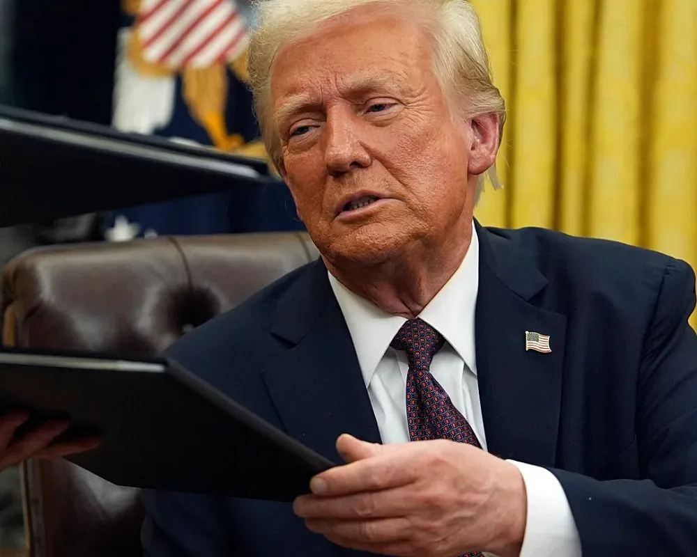 Desinformación y rumores sobre la salud de Trump agitan las redes con su presunta muerte