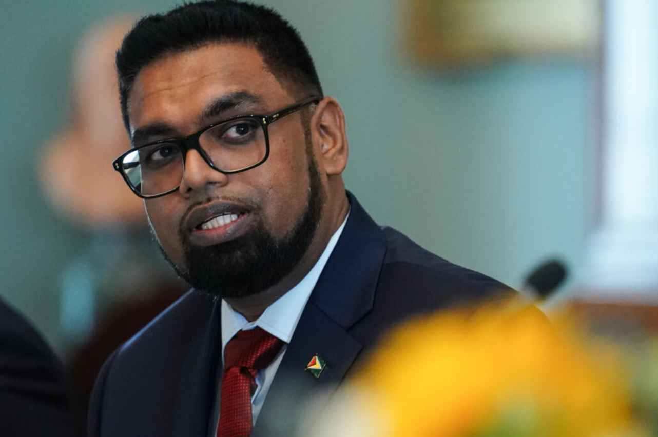 Las elecciones en Guyana ratifican la disputa contra Venezuela al reelegir a Irfaan Ali como presidente